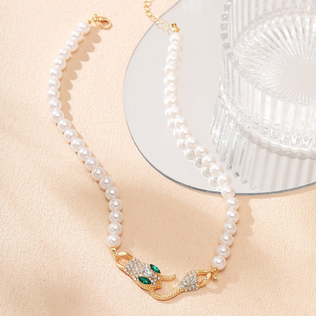 Collar de perlas con forma de serpiente |  Aline™